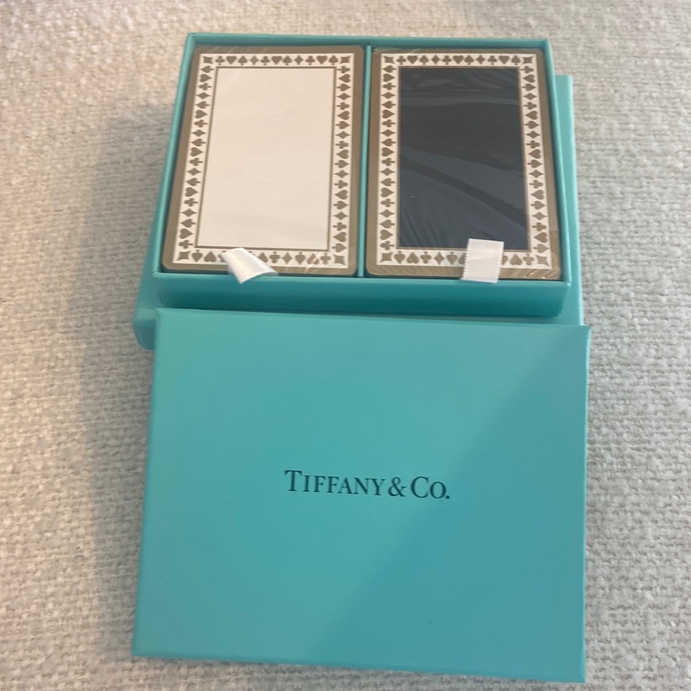 NIB Tiffany & Co. sealed ♥️ ♦️ 👸🏼
